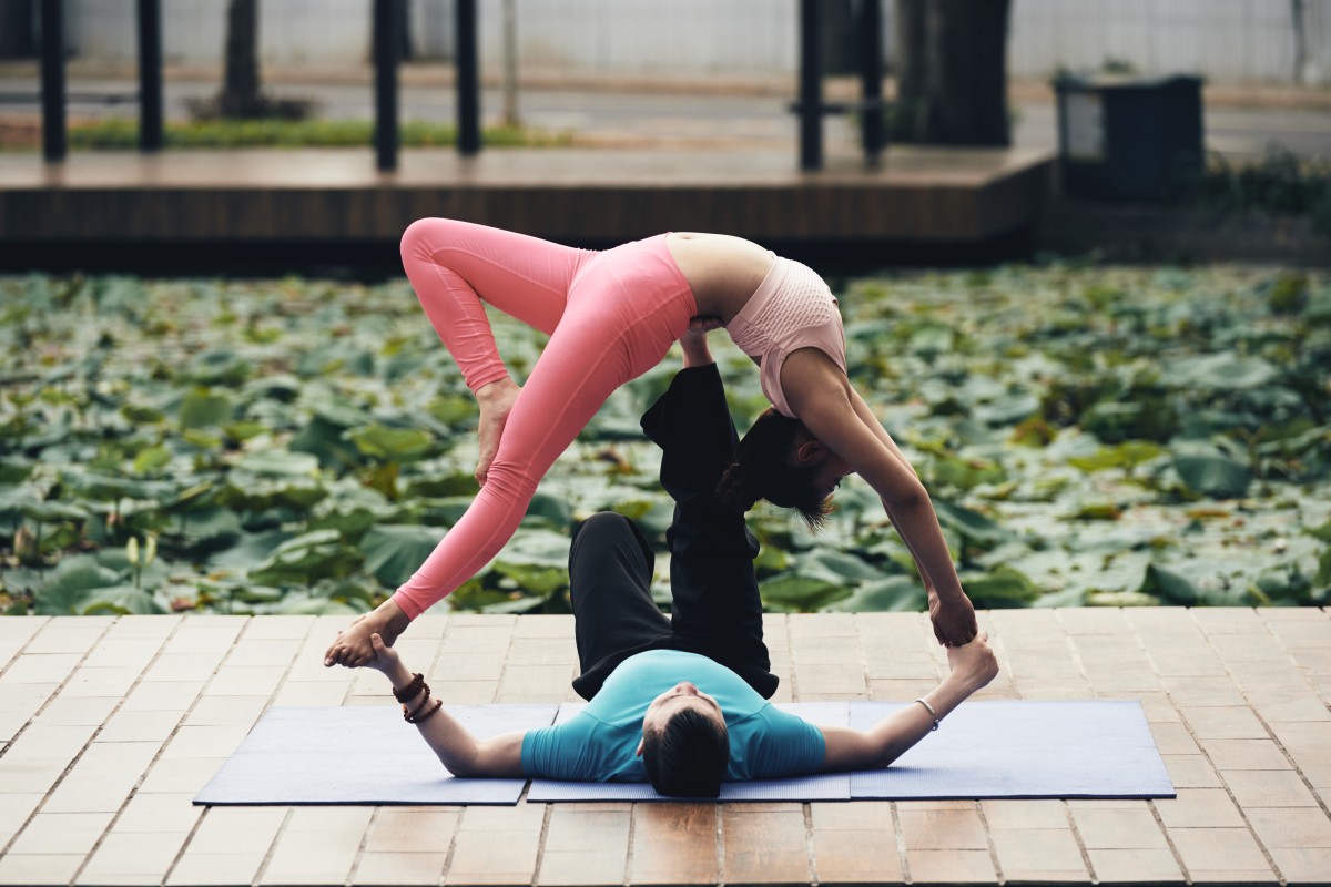 Couple Yoga 1